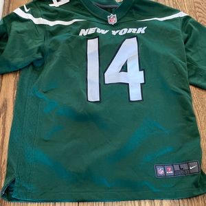 Sam Darnold jersey size youth large